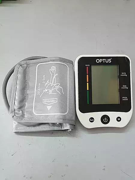 BLOOD PRESSURE MONITOR WITH USB